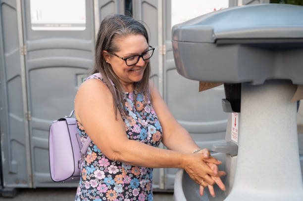 Best Affordable portable toilet rental  in Hebron, NE